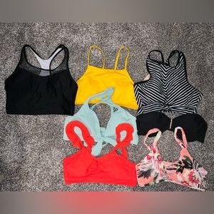 Size medium/large bathingsuit tops. All like new condition! Barely worn. ☀️